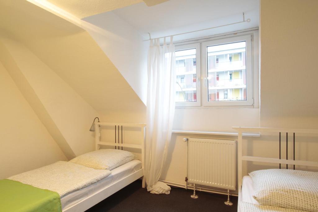Bedpark Altona Pension Hamburgo Quarto foto