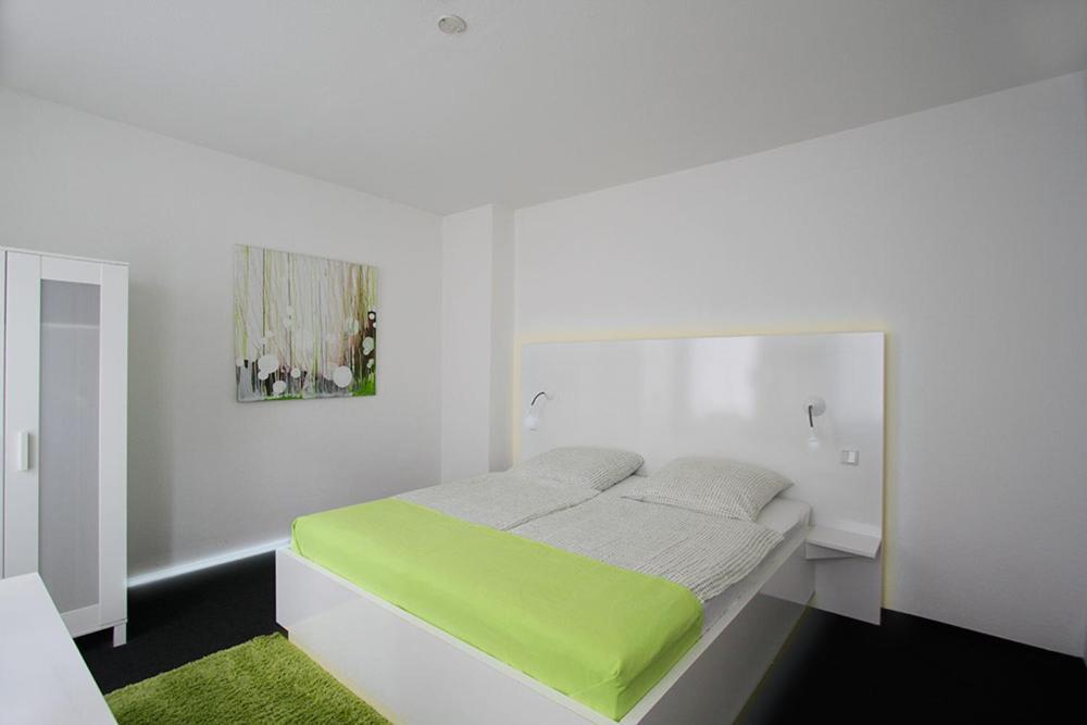 Bedpark Altona Pension Hamburgo Exterior foto
